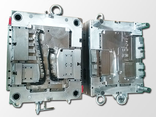 Moulds 14
